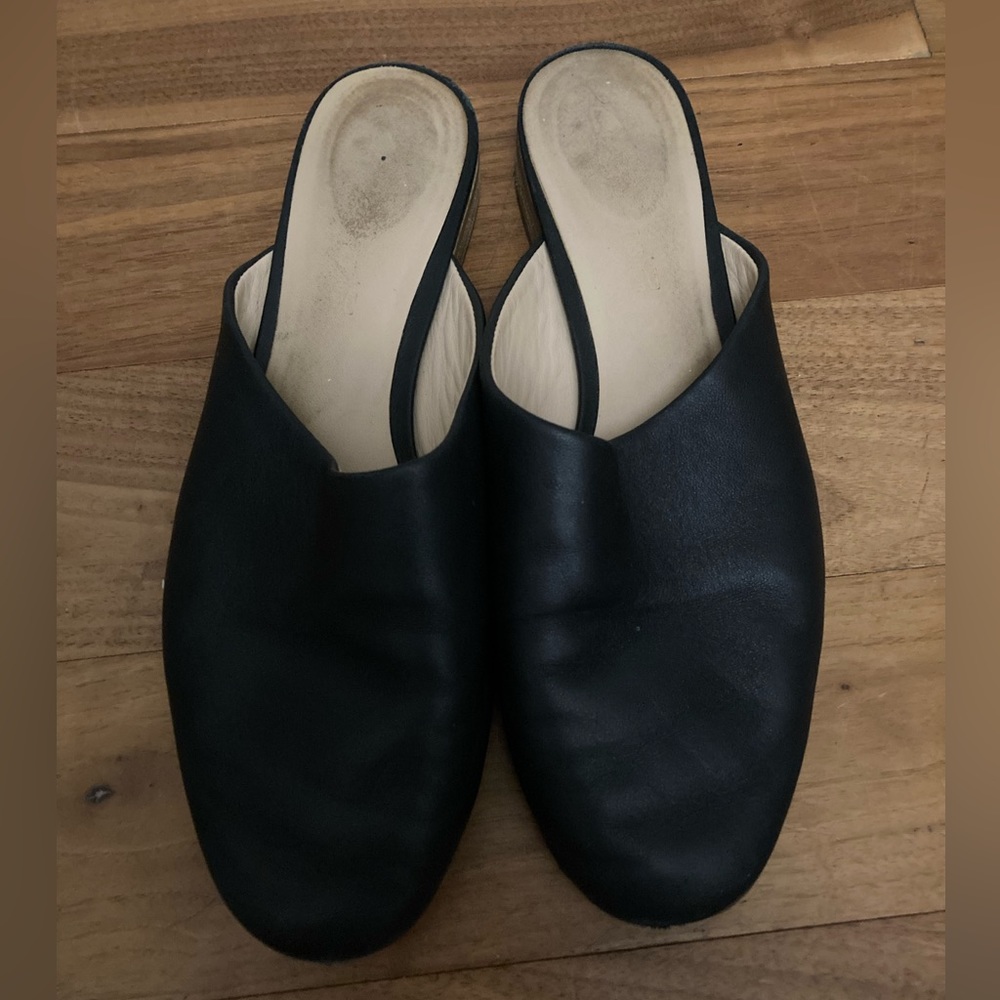 Clarks black leather slides